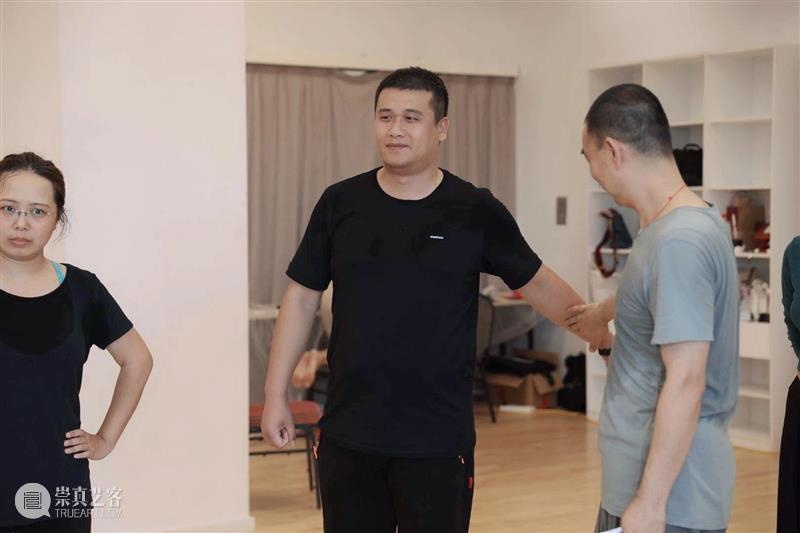 行动即感知 | 暑期戏剧教育表演工作坊圆满结束 戏剧 表演工作坊 世界 前夕 行动 智慧 工作坊 学员们 掌声 上海话剧艺术中心 崇真艺客