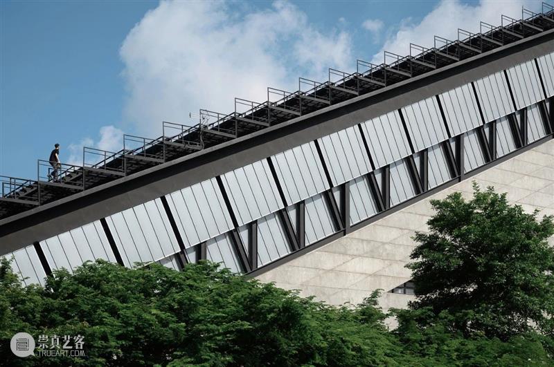 泰国农业部金禧年博物馆，‘倾倒’的大楼 / Plan Architect 大楼 泰国农业部金禧年博物馆 Studio 泰国农业部 金禧年博物馆 泰国 农业 技术 知识 项目 崇真艺客