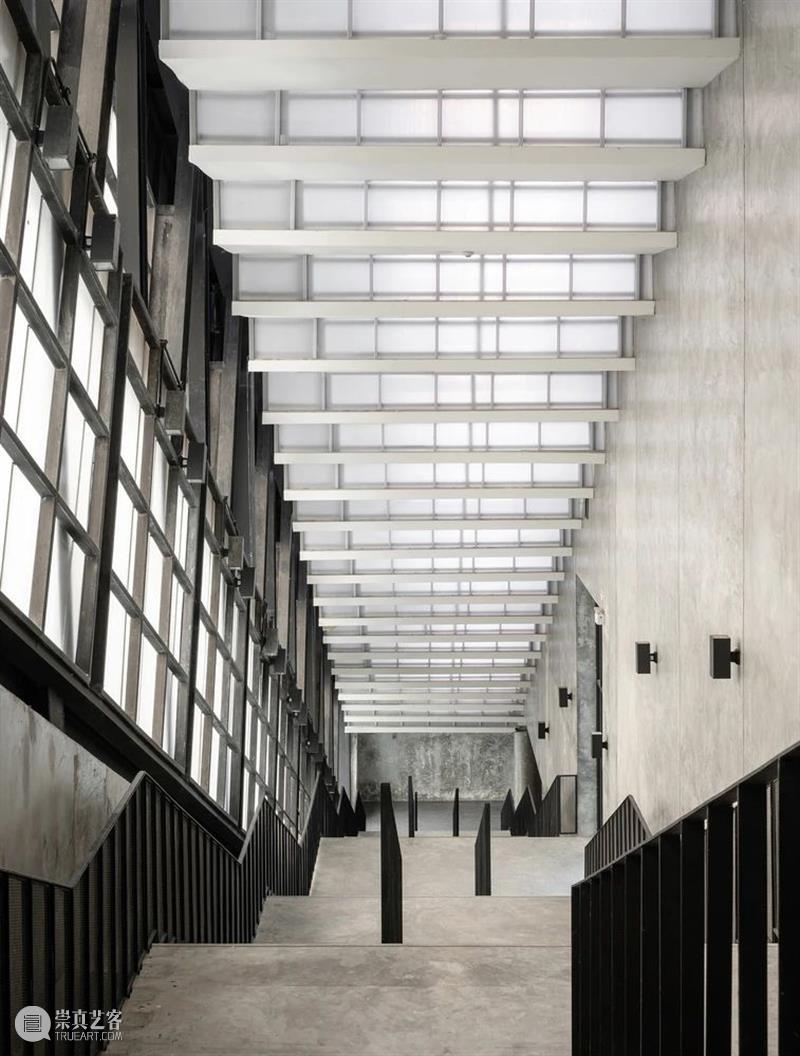 泰国农业部金禧年博物馆，‘倾倒’的大楼 / Plan Architect 大楼 泰国农业部金禧年博物馆 Studio 泰国农业部 金禧年博物馆 泰国 农业 技术 知识 项目 崇真艺客