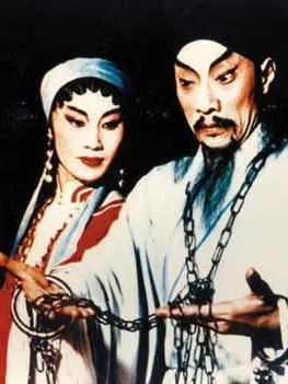 “星爷”扮演的“律政精英”,源自这台京剧古代版“人民的名义” 星爷 京剧 古代版 人民 名义 律政精英 香港 年度 影片 周星驰 崇真艺客
