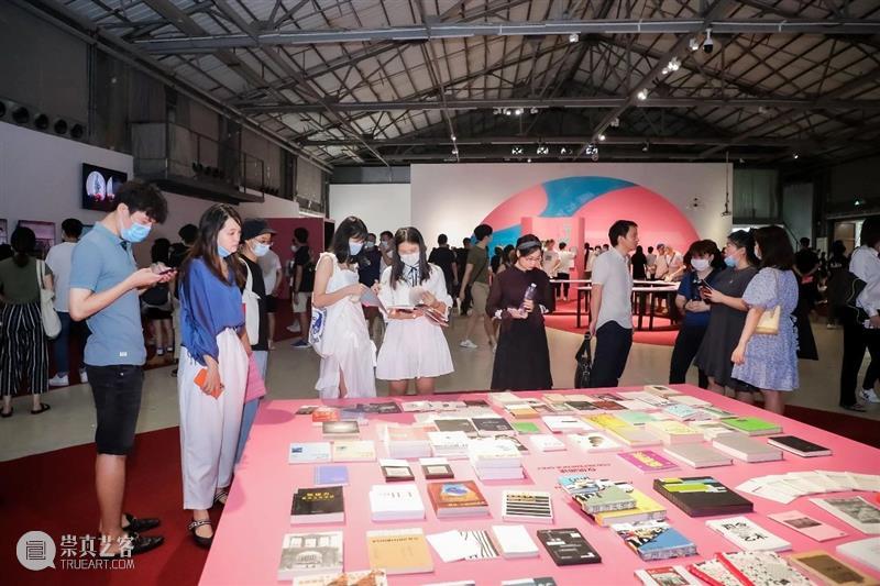 [ OCAT深圳馆 | 开幕回顾 ]南方不是一座孤岛 南方 孤岛 深圳馆 OCAT 展览 项目 樊林和 方立华 团队 助理 崇真艺客