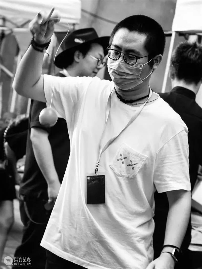 沣水研究计划 | 李勇:寂静时刻的两端 沣水 计划 李勇 时刻 两端 策展人 杨西 艺术家 彭德 任钊 崇真艺客