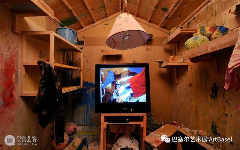 “三心二意”的日本艺术家泉太郎 泉太郎 日本 艺术家 图片 巴塞尔丁格利博物馆 Tinguely 照片 Gina Folly Izumi 崇真艺客
