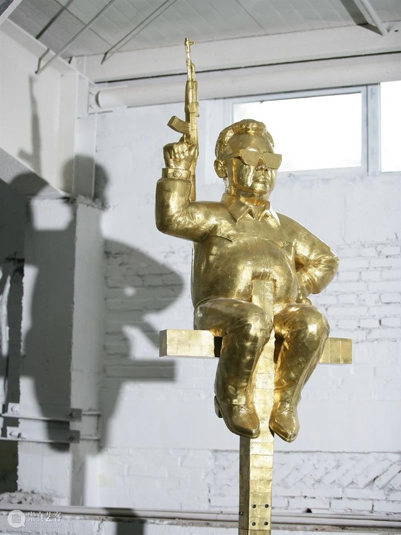 林大档案 | 展览: 悬在空中 浮于表面 林大 档案 表面 林大艺术中心 活动 文献 出版物 作品 历史 艺术 崇真艺客