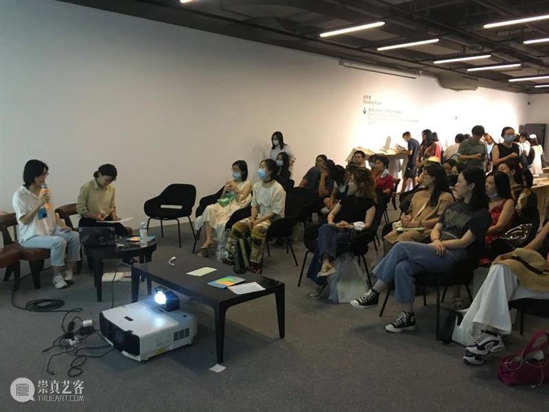 中间美术馆参与2020上海艺术书展回顾 书展 中间美术馆 上海 艺术 现场 展位 OCAT abC 书友 机会 崇真艺客