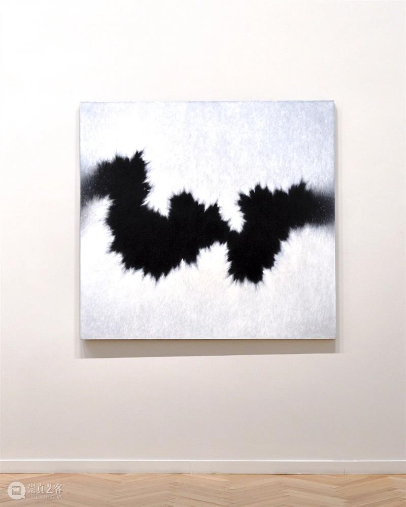 「抽象2020/中 黑与白」燕飞翔 Yan Feixiang | YIBO GALLERY 黑与白 燕飞翔 Yan 抽象2020 GALLERY Abstraction Black White 时间 痕迹 崇真艺客