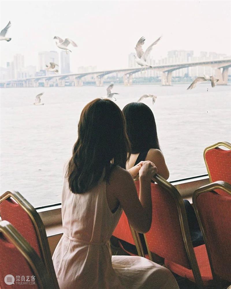 学会了吗？这就去给女朋友拍照，等等，你有女朋友吗？ 女朋友 END 崇真艺客