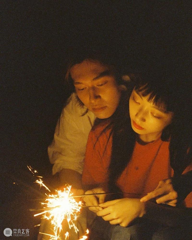 学会了吗？这就去给女朋友拍照，等等，你有女朋友吗？ 女朋友 END 崇真艺客