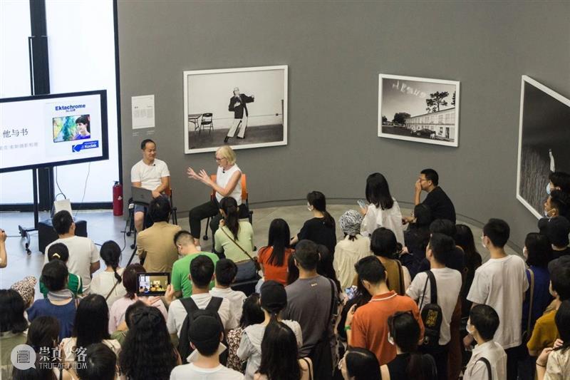 SCôP Exhibition | 言由 x 凯伦·史密斯对谈回顾 凯伦 史密斯 杂志 创始人 SCoP 艺术 总监 Smith 照片 嘉宾 崇真艺客