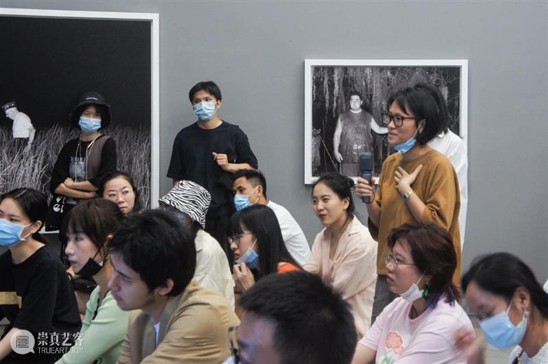SCôP Exhibition | 言由 x 凯伦·史密斯对谈回顾 凯伦 史密斯 杂志 创始人 SCoP 艺术 总监 Smith 照片 嘉宾 崇真艺客