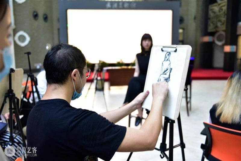 公教活动现场 | 教师节特辑 活动 现场 公教 特辑 武汉美术馆 人物 手作 贺卡 教师 观众 崇真艺客