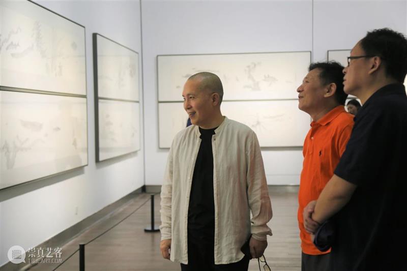 “金陵大咖——周京新画展”今日在金陵美术馆“低调”开展 金陵美术馆 金陵 大咖 周京新 画展 现场 南京书画院 先生 要求 开幕式 崇真艺客