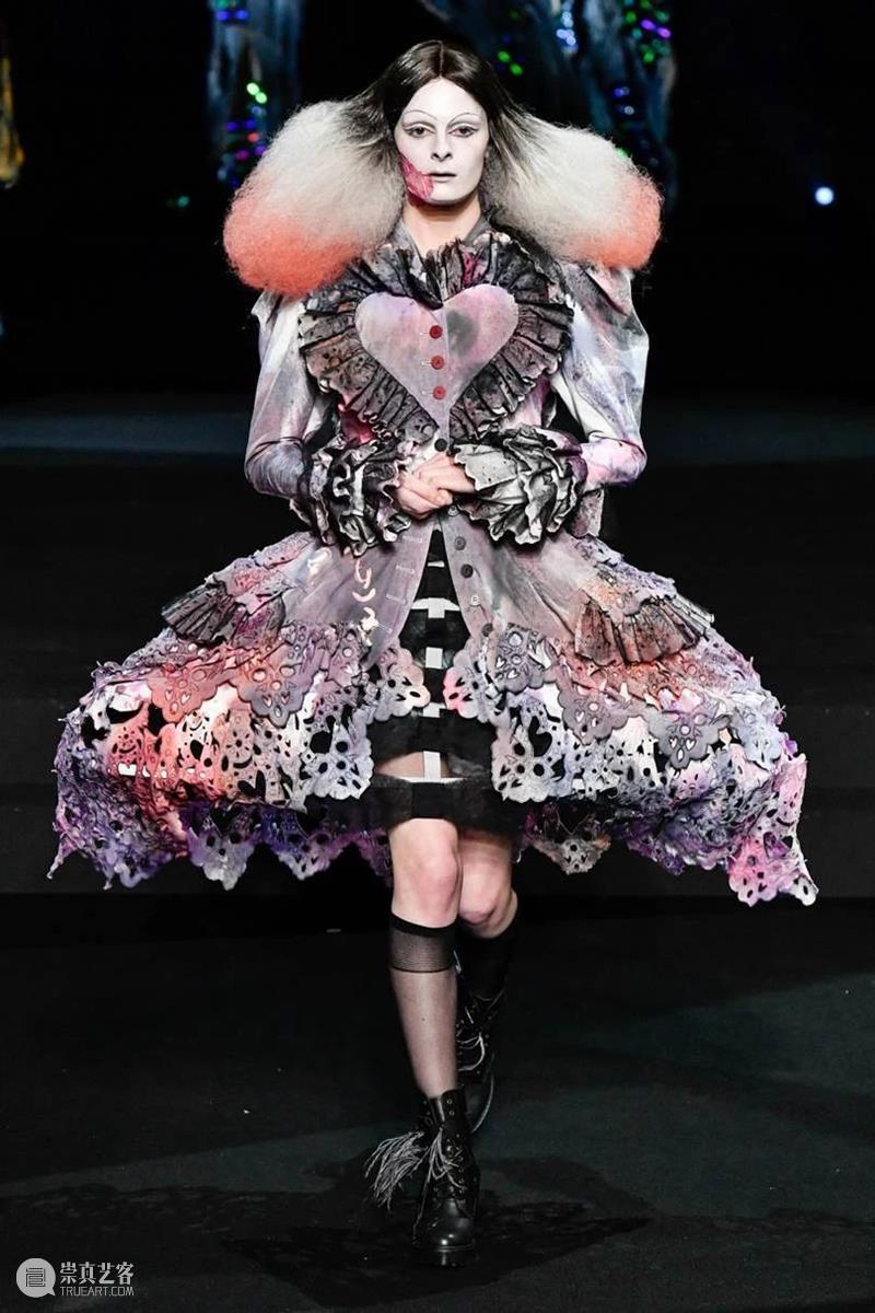 【IFA-服饰艺术】来自地狱的狂欢|Charles Jeffrey Loverboy AW2020 地狱 艺术 IFA 服饰 Charles Jeffrey 当前 英国 时尚 当红辣子鸡 崇真艺客