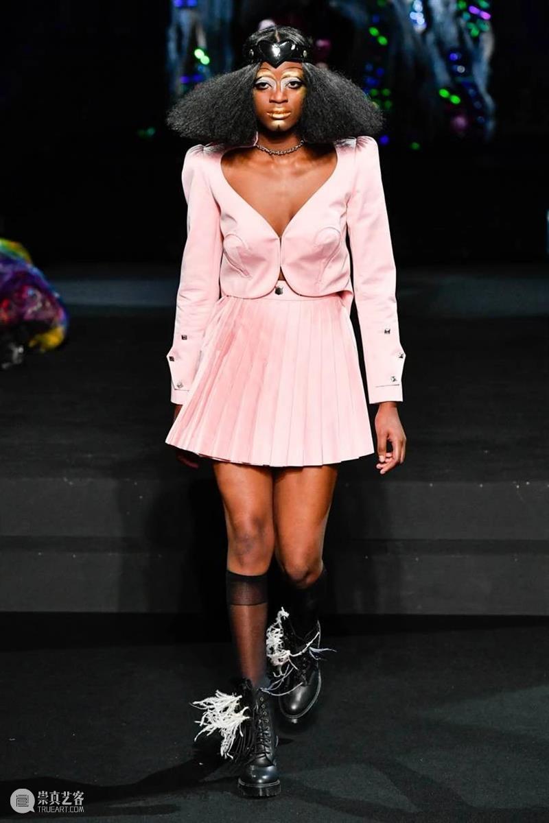 【IFA-服饰艺术】来自地狱的狂欢|Charles Jeffrey Loverboy AW2020 地狱 艺术 IFA 服饰 Charles Jeffrey 当前 英国 时尚 当红辣子鸡 崇真艺客