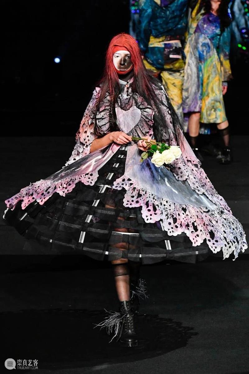 【IFA-服饰艺术】来自地狱的狂欢|Charles Jeffrey Loverboy AW2020 地狱 艺术 IFA 服饰 Charles Jeffrey 当前 英国 时尚 当红辣子鸡 崇真艺客