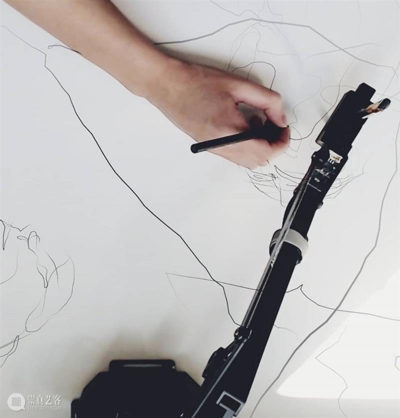 线上展览｜疫情期间，亲密关系意味着什么 疫情 期间 亲密关系 线上 Draxler 环境 Covid 家中 社交 时间 崇真艺客