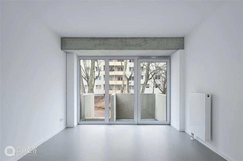 ‘张牙舞爪’的阳台，Paul-Zobel柏林公寓 / Heide & Von Beckerath 阳台 Paul 柏林公寓 Alberts公寓 柏林利希腾伯格区 住宅 综合体 城市 密度 态势 崇真艺客