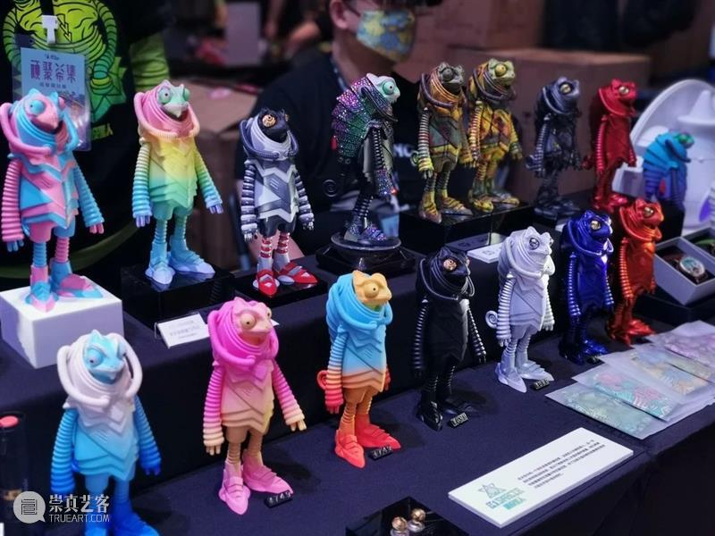 现场直击| 成都潮玩展! 成都 现场 国家对外文化贸易基地 上海 国家版权贸易基地 文化 首日 天公 粉丝们 展会 崇真艺客