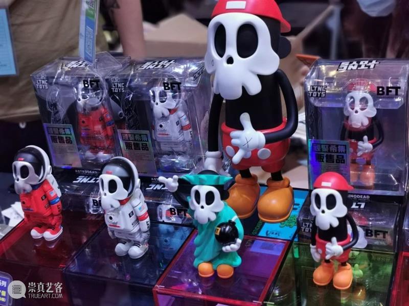 现场直击| 成都潮玩展! 成都 现场 国家对外文化贸易基地 上海 国家版权贸易基地 文化 首日 天公 粉丝们 展会 崇真艺客