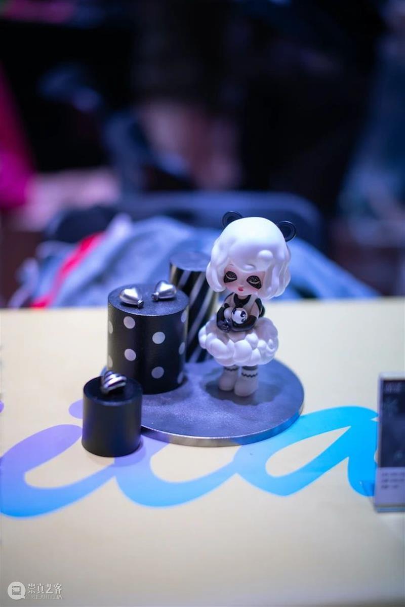 现场直击| 成都潮玩展! 成都 现场 国家对外文化贸易基地 上海 国家版权贸易基地 文化 首日 天公 粉丝们 展会 崇真艺客