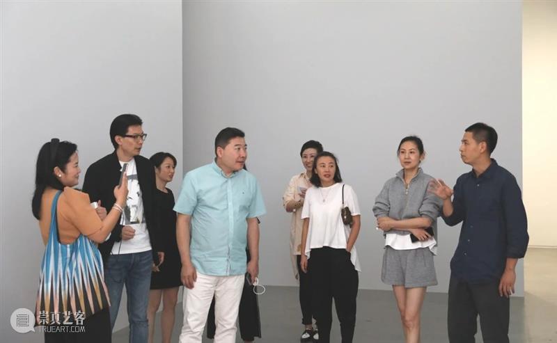 【新世纪】开幕现场|仇晓飞个案研究展 Part Ⅰ 赤 仇晓飞 Part 新世纪 现场 艺术家 个案 研究展 托洛茨基基 艺术 总监 崇真艺客