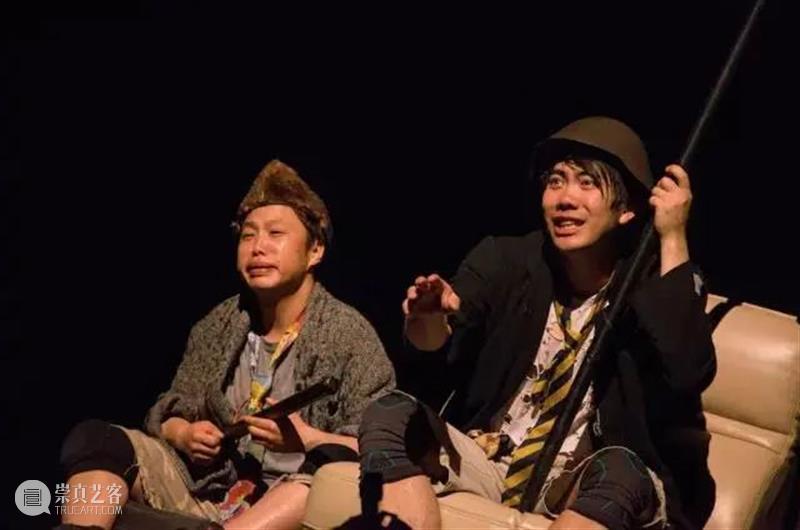 对生活有意见？和“两只狗”一起吐槽 生活 意见 单身 小狼狗 人间 百态 旺财 莱德里克·库德里希 阿里克希 马克西莫维奇·彼史可夫 崇真艺客