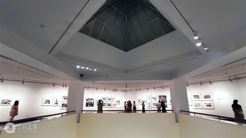 文化和旅游部2020年全国美术馆馆藏精品展出季项目 | 浪奔时代——馆藏影像研究展(1980-2020) 时代 影像 研究展 文化和旅游部 全国美术馆馆藏 精品 项目 广东美术馆 馆长 王绍强 崇真艺客