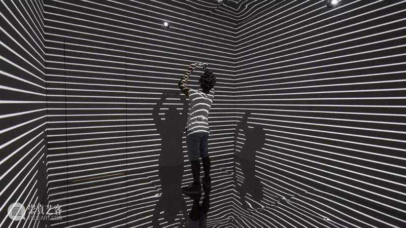 无比震撼的沉浸式设计合集 合集 本文 展馆设计 沉浸式 Refik Anadol 艺术家 作品 土耳其 伊斯坦布尔 崇真艺客