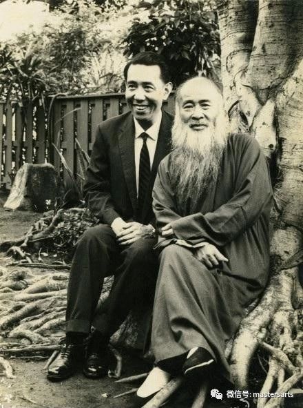 【驰翰•2020春拍二】江山如此多娇，引无数英雄尽折腰 驰翰 江山 英雄 客服 二维码 资讯 重点 重磅 寸金 古籍 崇真艺客