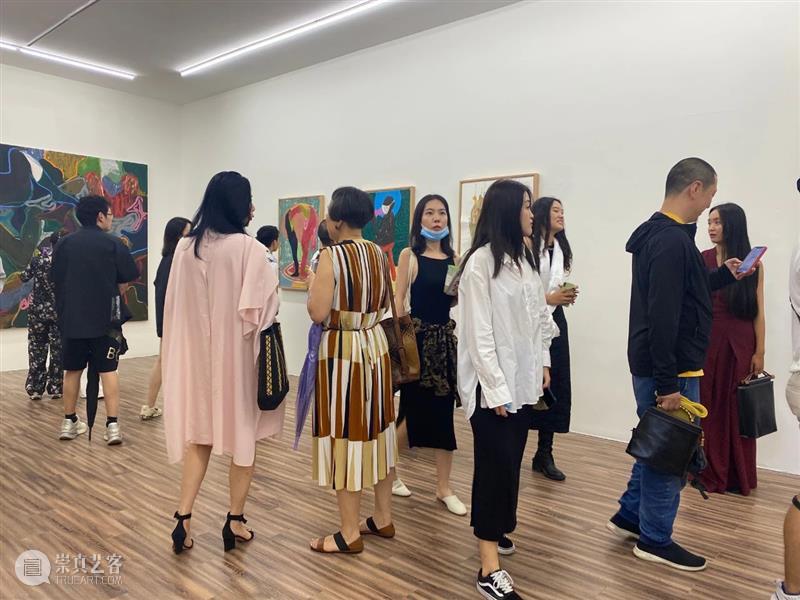 展览现场 | 格雷沙姆•塔皮瓦•尼奥德：花从心里开出来 心里 格雷沙姆 塔皮瓦 现场 尼奥德 True Optimism 艺术家 尼奥德展期 地点 崇真艺客