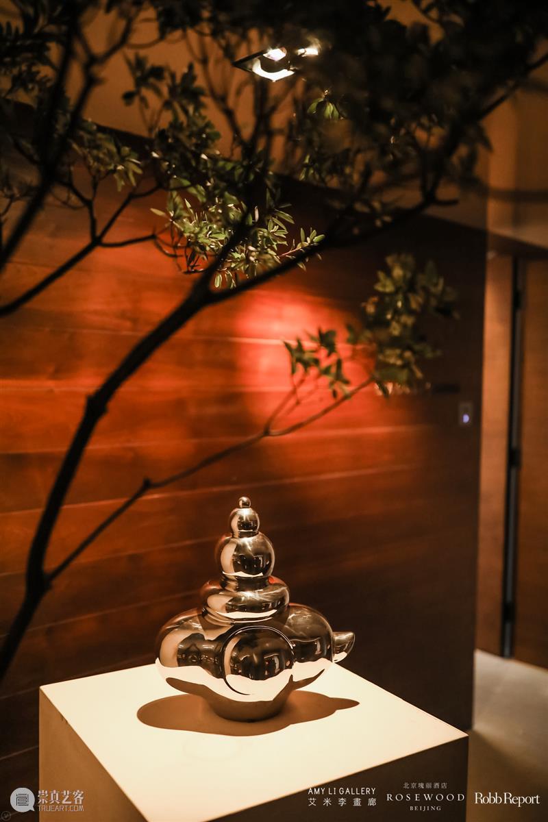 艾米李画廊 · 生活可以美 | 让艺术品走进你的生活 生活 艺术品 艾米 李画廊 行业 艾米李画廊联合瑰丽酒店 罗博报告 艺术展 中外 艺术家 崇真艺客