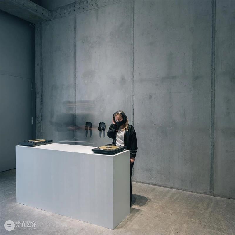 致颖参加时代艺术中心（柏林）群展｜“自下而上的阅读” 时代 艺术 中心 柏林 群展 致颖 Title Curator 阿丽安 贝恩 崇真艺客