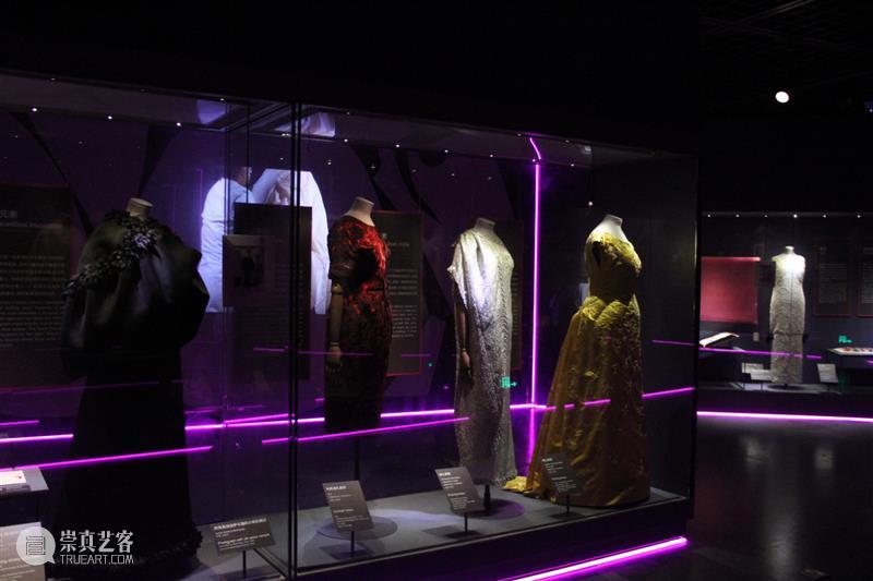 展览推荐丨在中国丝绸博物馆，遇见巴黎风尚（文末有赠票福利） 中国丝绸博物馆 巴黎 福利 风尚 克里斯蒂安 迪奥 西班牙 设计师 Cristóbal Balenciaga 崇真艺客