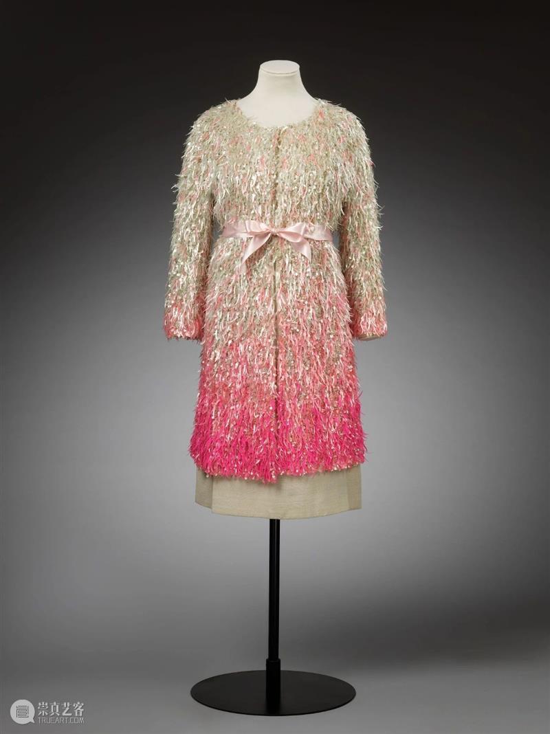 展览推荐丨在中国丝绸博物馆，遇见巴黎风尚（文末有赠票福利） 中国丝绸博物馆 巴黎 福利 风尚 克里斯蒂安 迪奥 西班牙 设计师 Cristóbal Balenciaga 崇真艺客