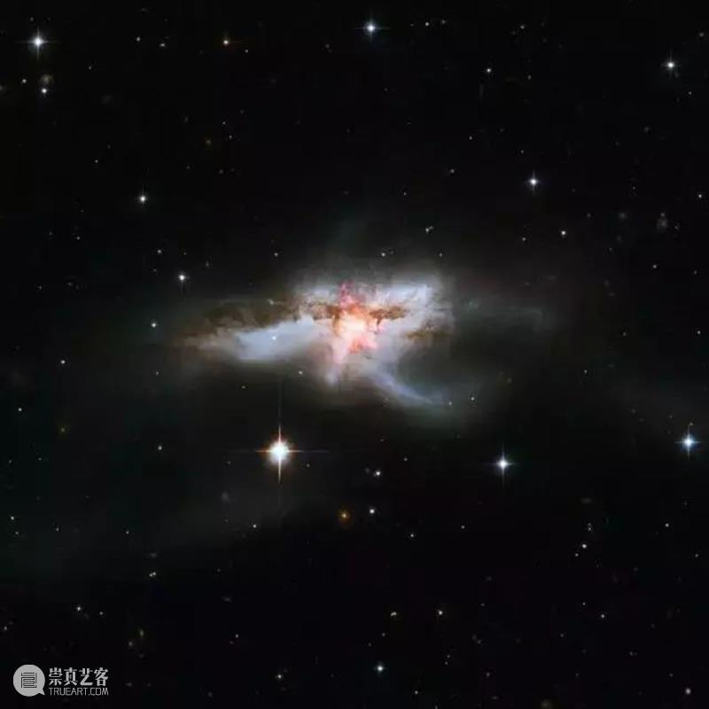 摄影丨100张有关宇宙的照片 照片 关宇宙 上方 中国舞台美术学会 右上 星标 本文 美学 三体 影视 崇真艺客