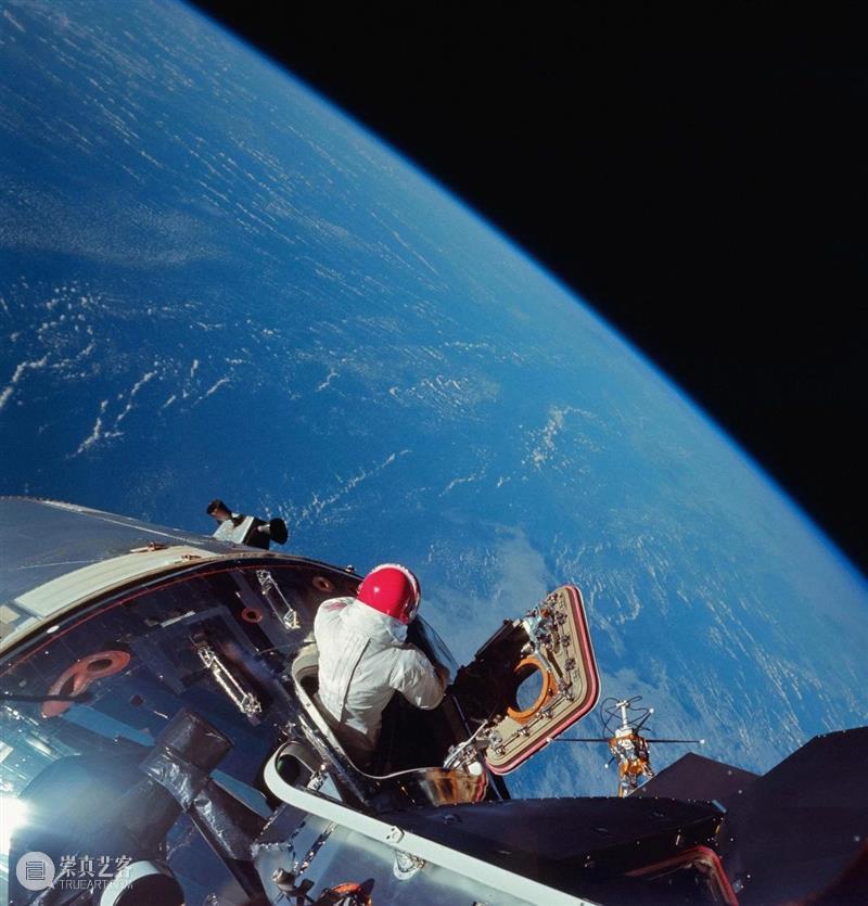 摄影丨100张有关宇宙的照片 照片 关宇宙 上方 中国舞台美术学会 右上 星标 本文 美学 三体 影视 崇真艺客