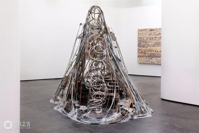 同行/被冻结的坍塌 | Diana Al-Hadid Hadid 同行 亚裔 美国 当代 艺术家 生活 工作 布鲁克林 雕塑 崇真艺客