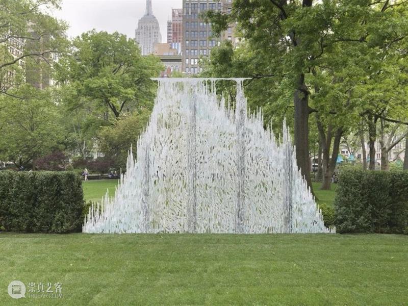 同行/被冻结的坍塌 | Diana Al-Hadid Hadid 同行 亚裔 美国 当代 艺术家 生活 工作 布鲁克林 雕塑 崇真艺客