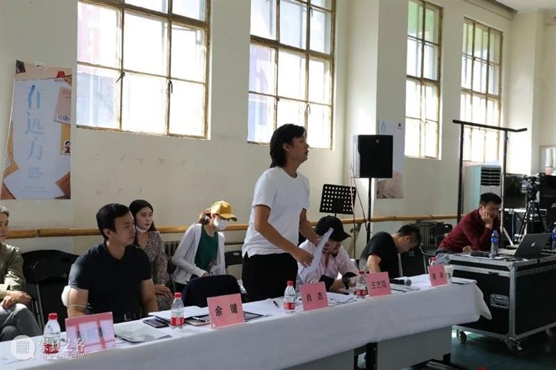 阿云嘎主演音乐剧《在远方》首轮演员面试,来了很多超帅的“快递小哥” 音乐剧 在远方 阿云嘎 小哥 演员 北京歌剧舞剧院 白玉兰奖 电视剧 青年人 主线 崇真艺客