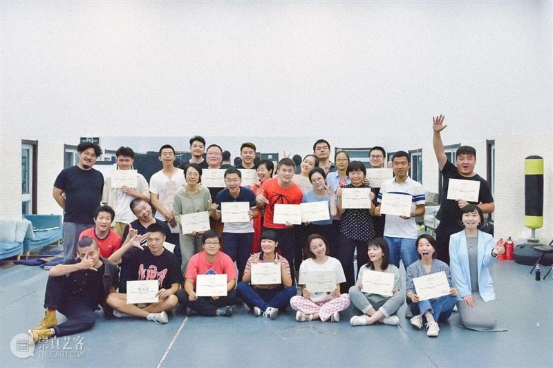 伴路人即兴戏剧基础班 · 第十期 | 本周开班（10月6-8日）！ 路人 基础 戏剧 长假 知识 时代 先机 头筹 机会 技术 崇真艺客