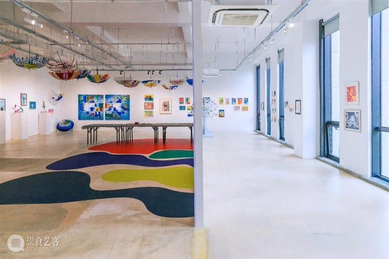 《临港的天空——给孩子们的展》儿童公益主题画展顺利开幕 孩子们 儿童 公益 主题 画展 临港的天空 计划 临港 天空 当代美术馆 崇真艺客