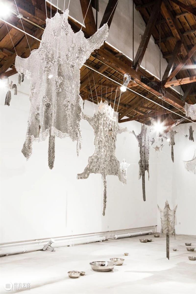 祥山 · 展评 | 巫鸿：火与玉的启示——谈史金淞作品  巫鸿 作品 史金淞 火与玉 祥山 展评 巫鸿 机械 底座 真人 玉雕 崇真艺客