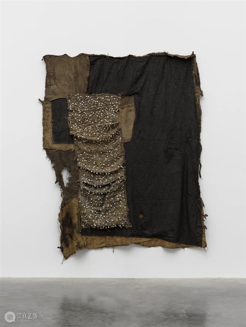 【白立方中文线上展厅】伊伯翰姆·马哈马(Ibrahim Mahama)：虚空来信  White Cube Ibrahim Mahama 伊伯翰姆 马哈马 虚空 立方 线上 展厅 中文 ABUSUA 崇真艺客