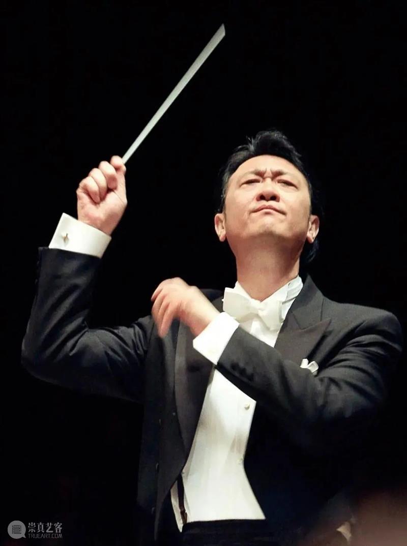 今晚19:15 在乐声中聆听献给祖国的深情祝福 古典音乐频道 祖国 乐声 深情 华诞 音乐会 国家大剧院音乐厅 指挥家 谭利华 北京交响乐团 北京音协合唱团 崇真艺客