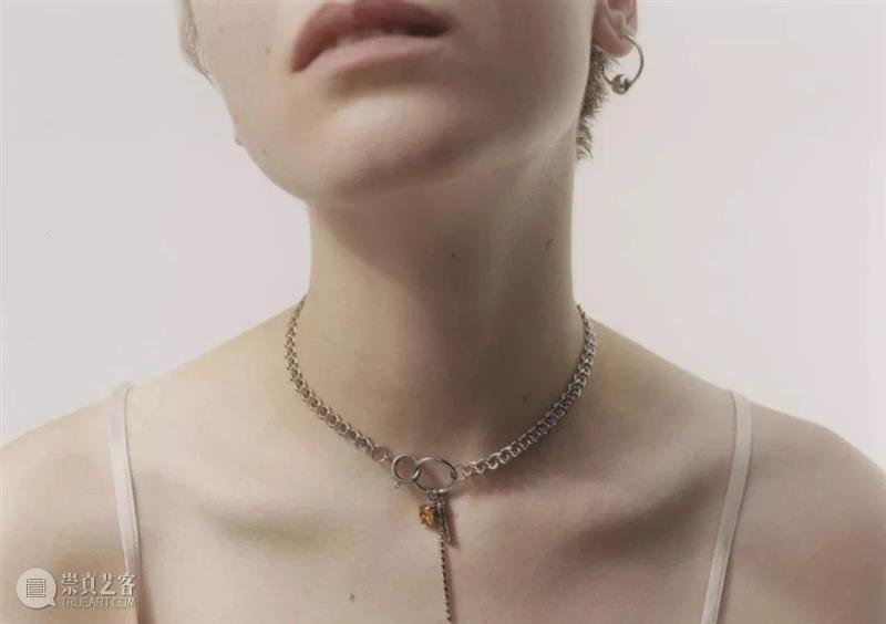 【IFA-艺术赏析】被重新定义的法式朋克美学丨Justine Clenquet  郑禹舟 朋克 美学 IFA 艺术 丨Justine 法国 设计师 品牌 Justine 首饰 崇真艺客