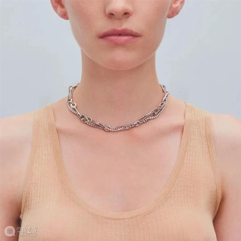 【IFA-艺术赏析】被重新定义的法式朋克美学丨Justine Clenquet  郑禹舟 朋克 美学 IFA 艺术 丨Justine 法国 设计师 品牌 Justine 首饰 崇真艺客