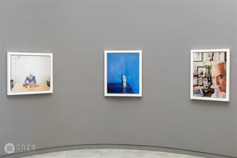 SCôP Exhibition | 我们和观众聊了聊他们眼中的 Alec Soth 与展览  上海摄影艺术中心 Soth 观众 眼中 索斯 中国 个展 埃里克 SCoP 以来 展厅 崇真艺客