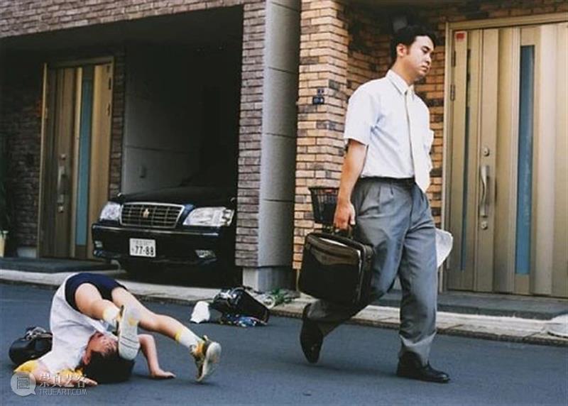 捕捉生活中的小甜甜  木格堂 生活 小甜甜 时间 家人 假期 梅佳代 日本 摄影师 Ume kayo 崇真艺客
