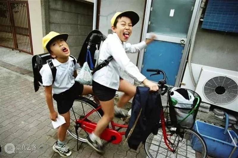 捕捉生活中的小甜甜  木格堂 生活 小甜甜 时间 家人 假期 梅佳代 日本 摄影师 Ume kayo 崇真艺客