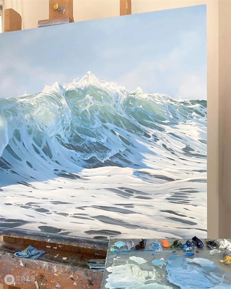 绘画丨专注画浪的女画家，每一滴水都能看清楚！ 绘画 画家 一滴水 上方 中国舞台美术学会 右上 星标 本文 油画 微学堂 崇真艺客